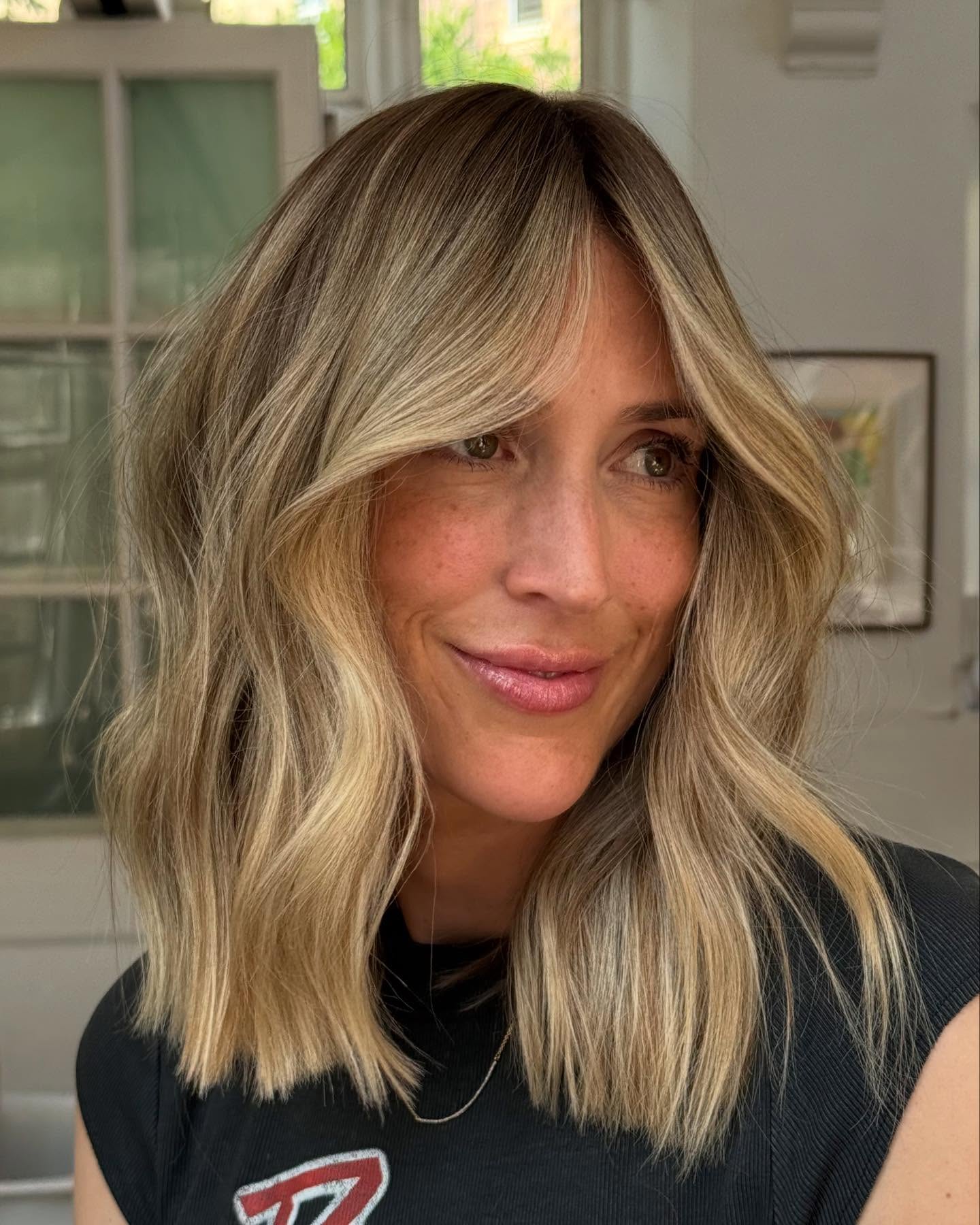 Rooted Ash-Bronde Curtain-Framed Collarbone Long Bob