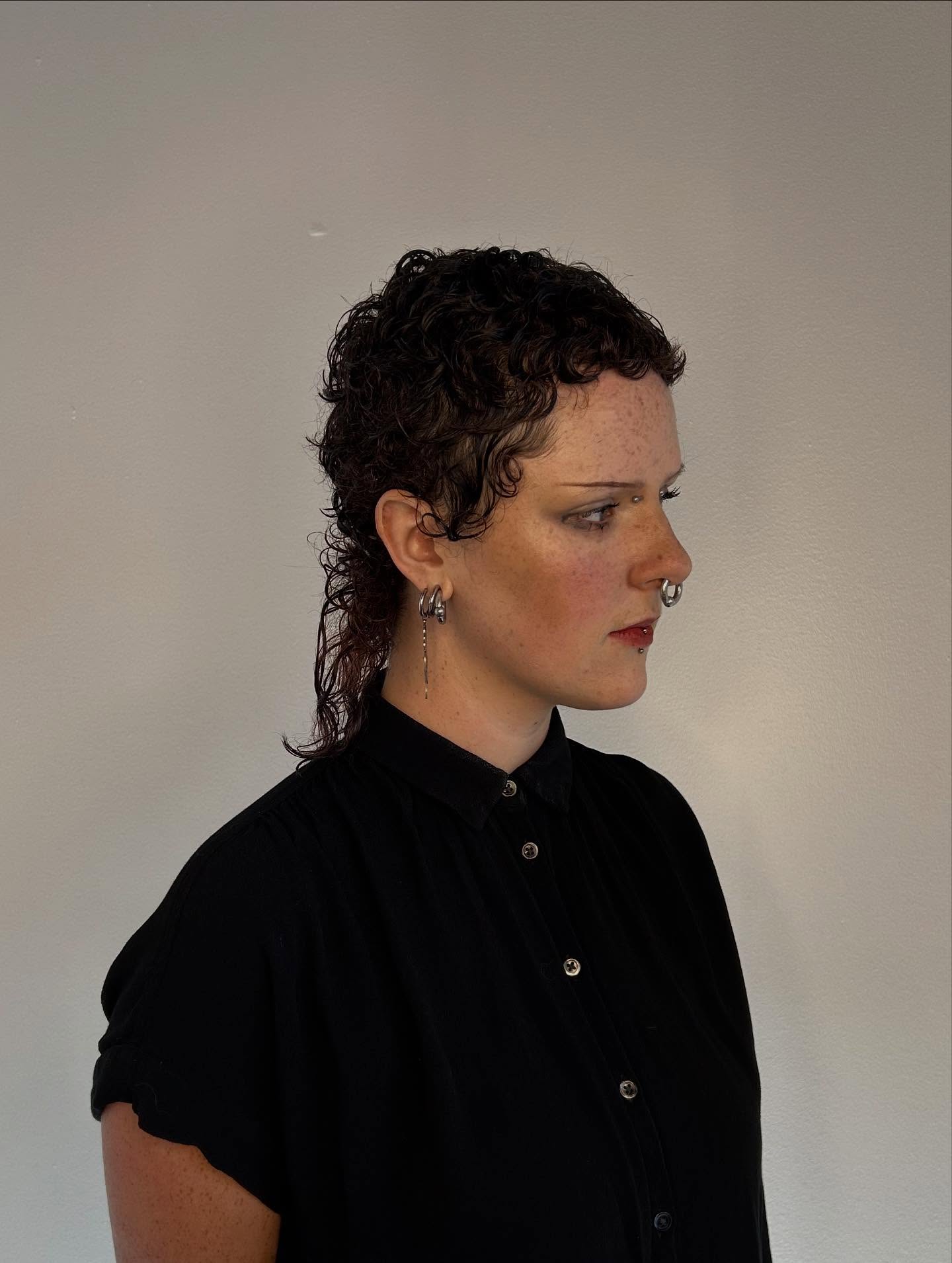 Textured Curly Mullet with Finger Waves