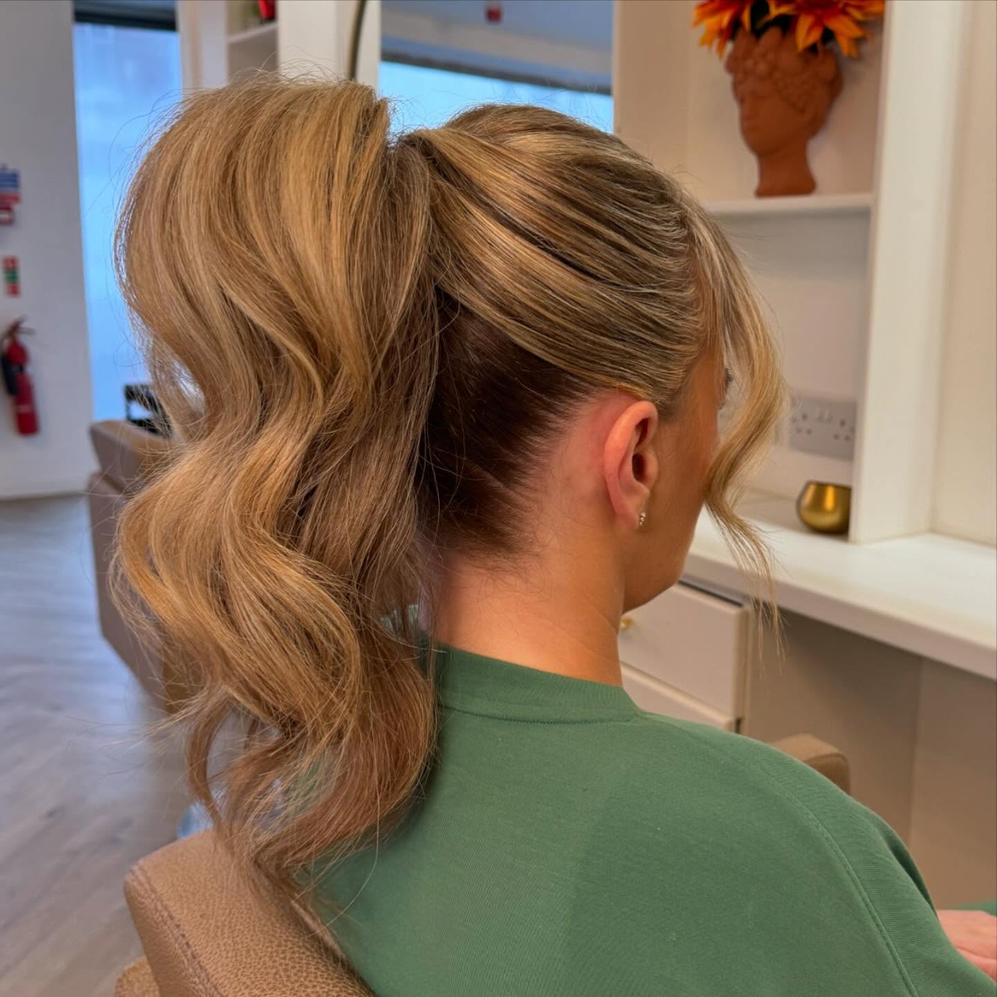 Root-Smooth High Pony with Wrapped Band and Flowing S-Waves