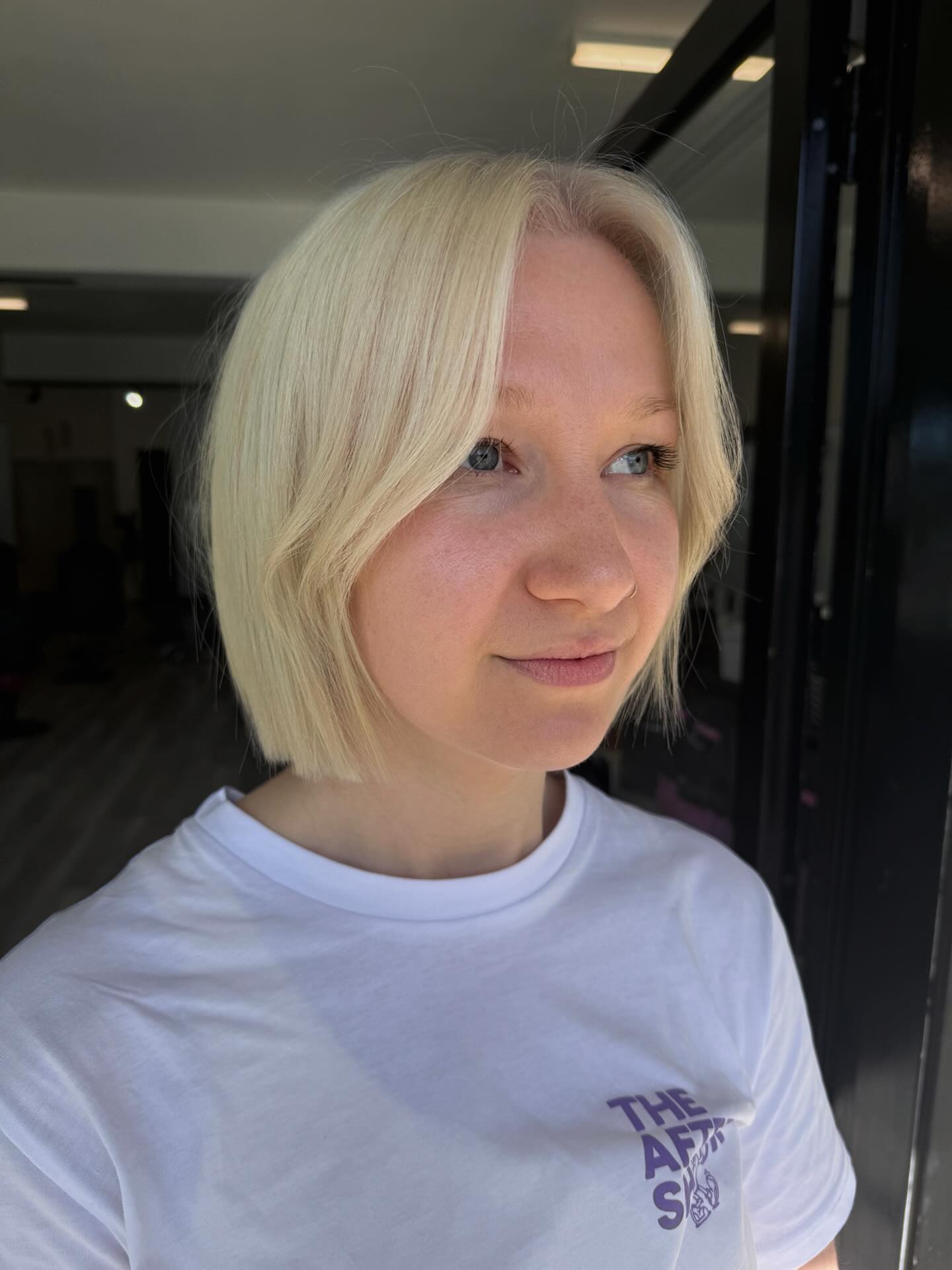 Platinum Blunt Bob with Feathered Curtain Fringe