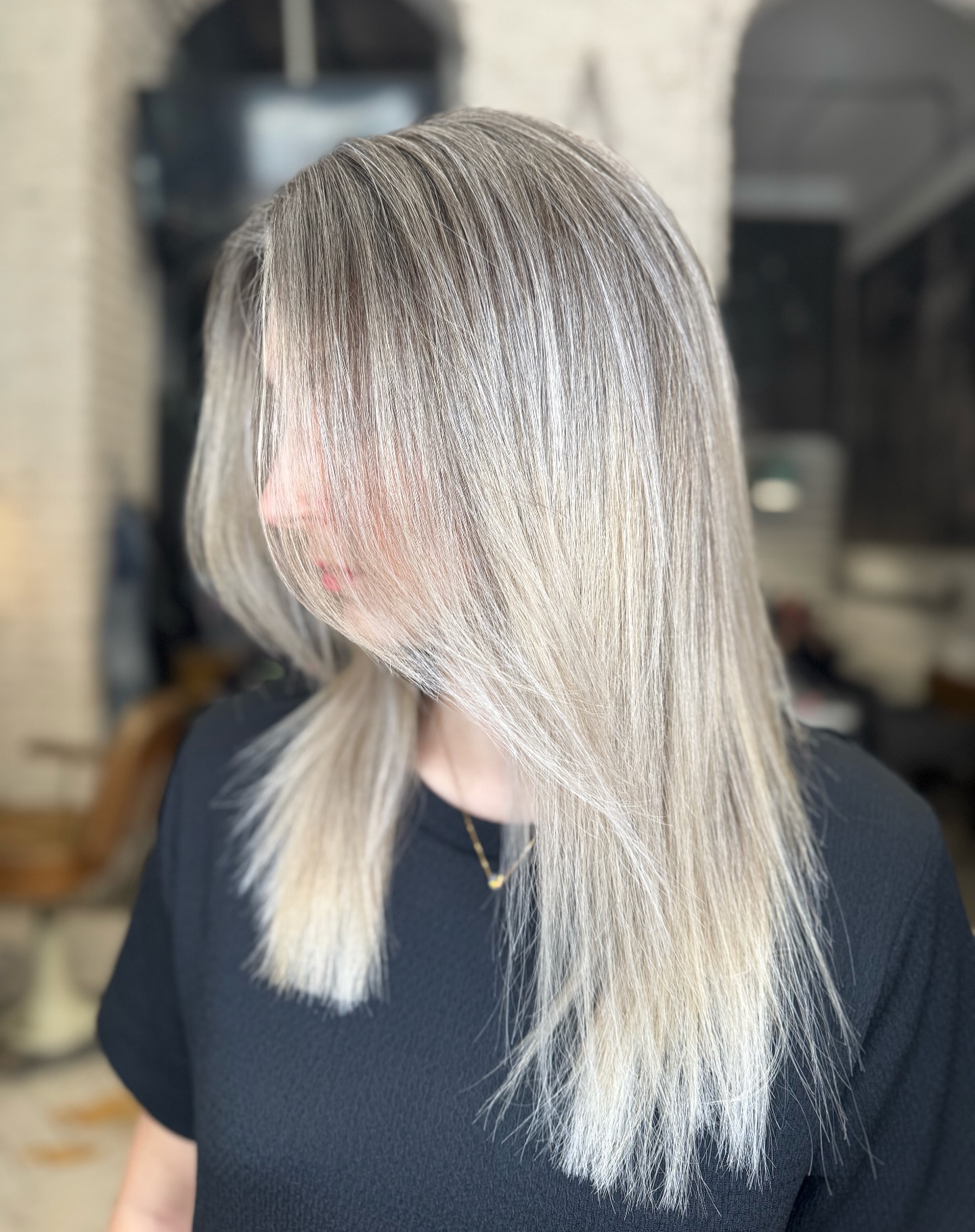 Ash Silver Mid‑Chest Straight Cut with Soft Face‑Framing Layers
