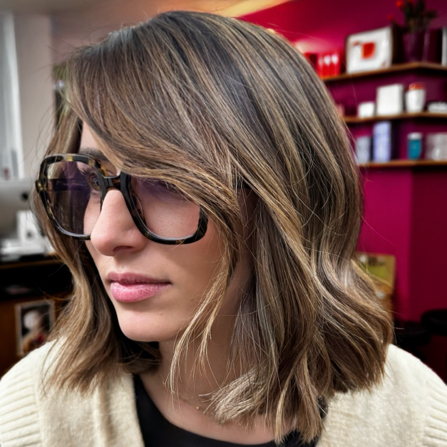 Soft Shoulder-Length Brushed Bob with Side-Feathered Fringe