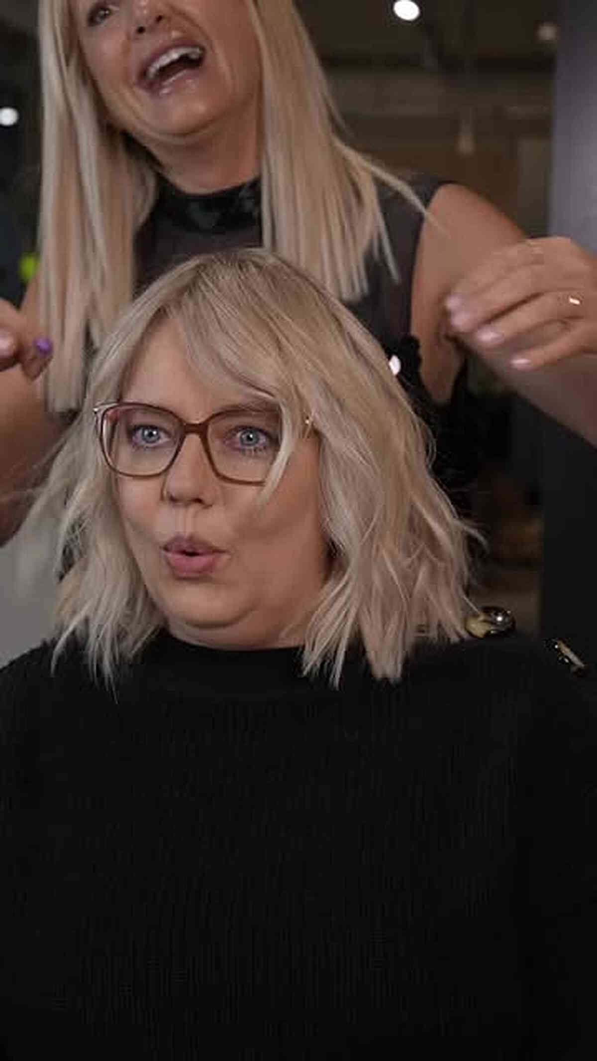 Textured Feathered Vanilla Blonde Bob