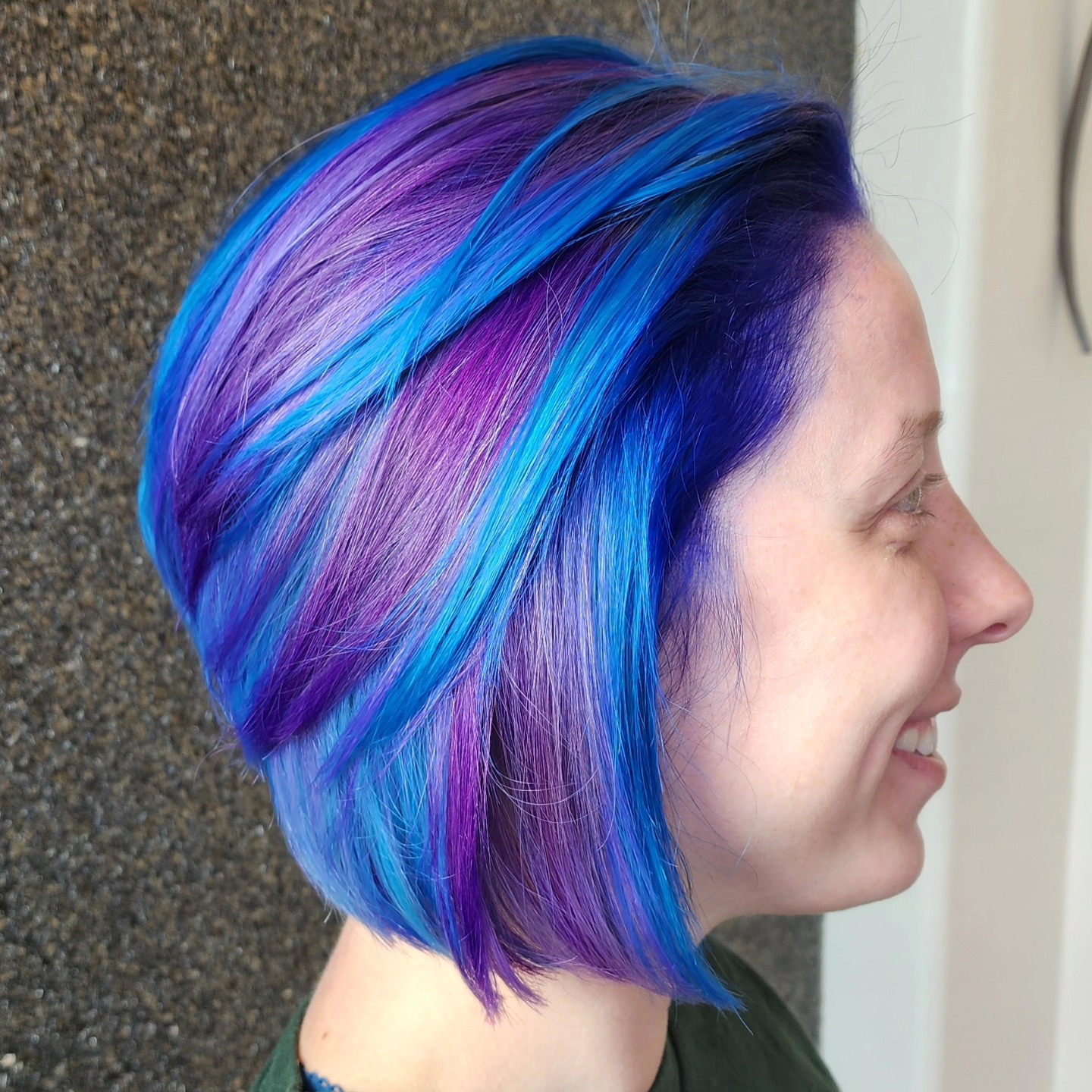 Electric Indigo-to-Cyan Graduated Bob with Violet Underlights