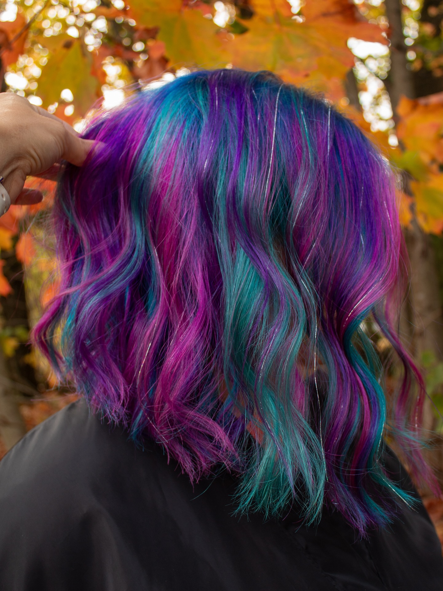 Vivid Teal and Magenta Textured Lob with Silver Tinsel