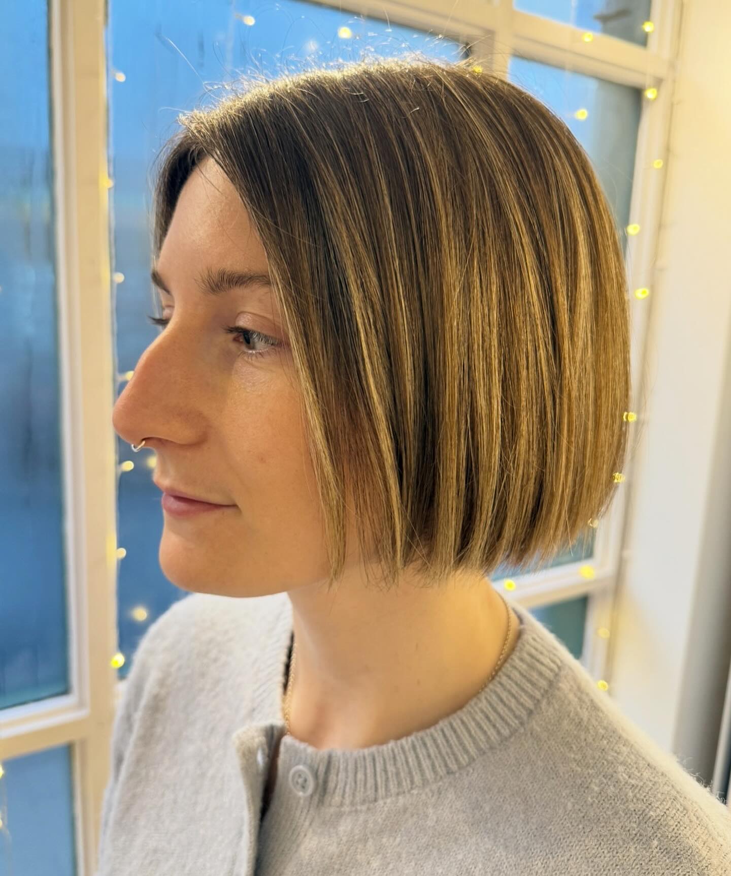 Precision Jaw-Grazing Blunt Bob with Babylight Ribbons