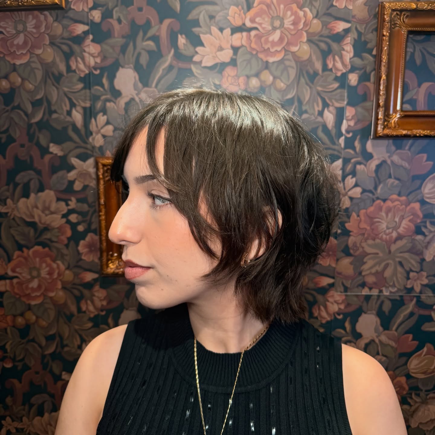 Short Textured Shaggy Micro Bob with Face-Framing Slices