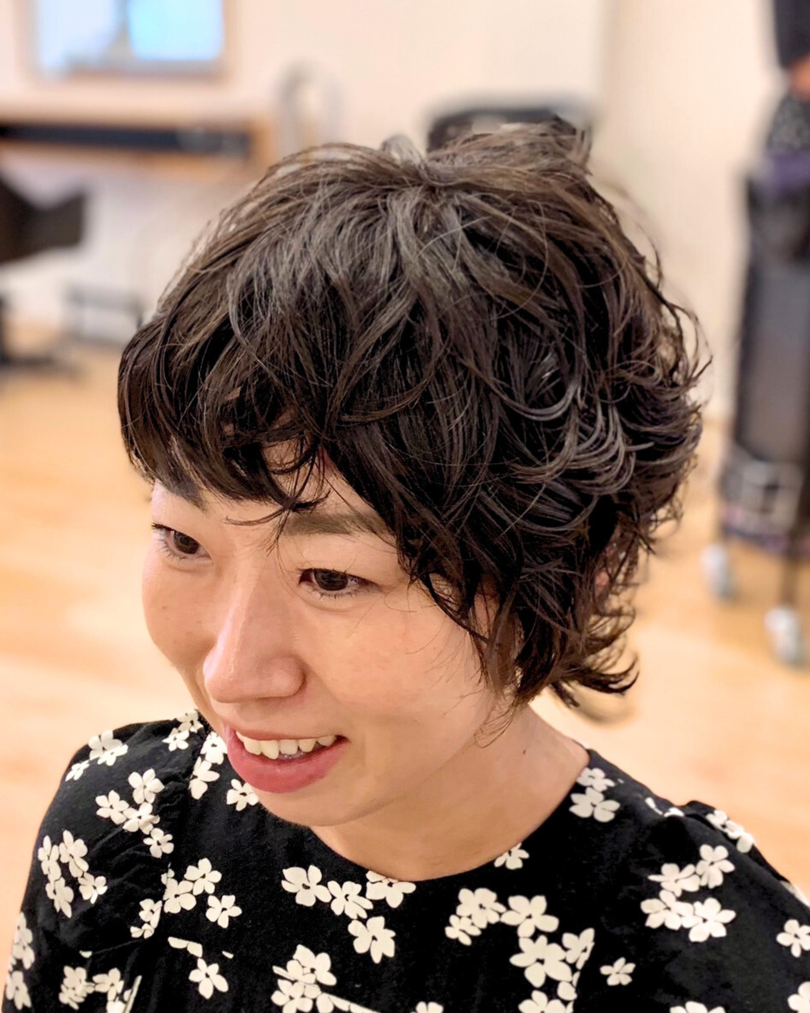 Curled Short Feathered Crop with Wispy Micro Fringe