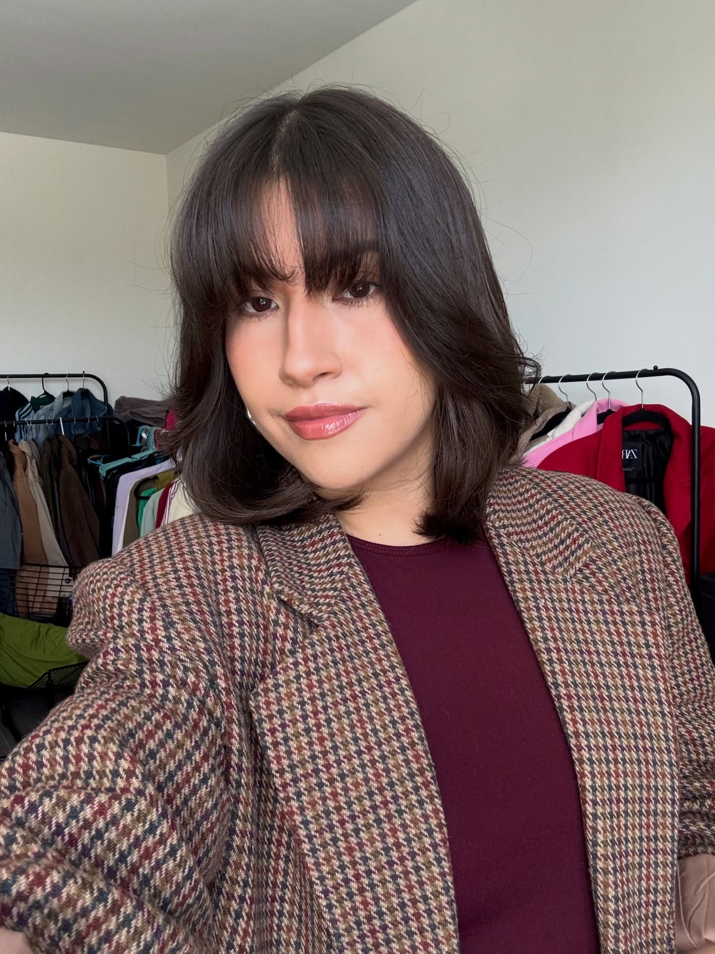 Brushed-Out Shoulder Lob with Wispy Center Curtain and Subtle Inward Flicks