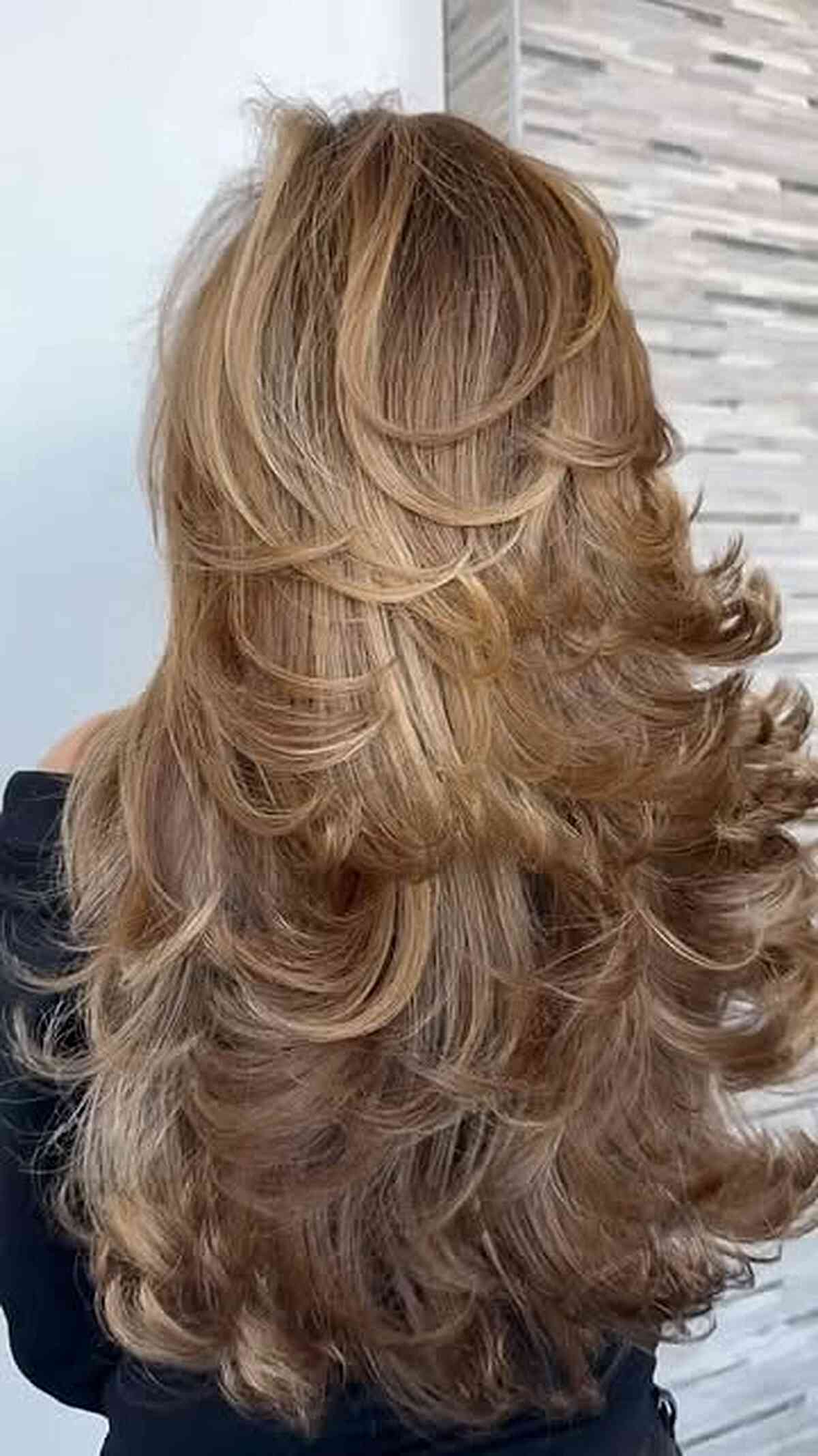 Voluminous Cascading Butterfly Layers