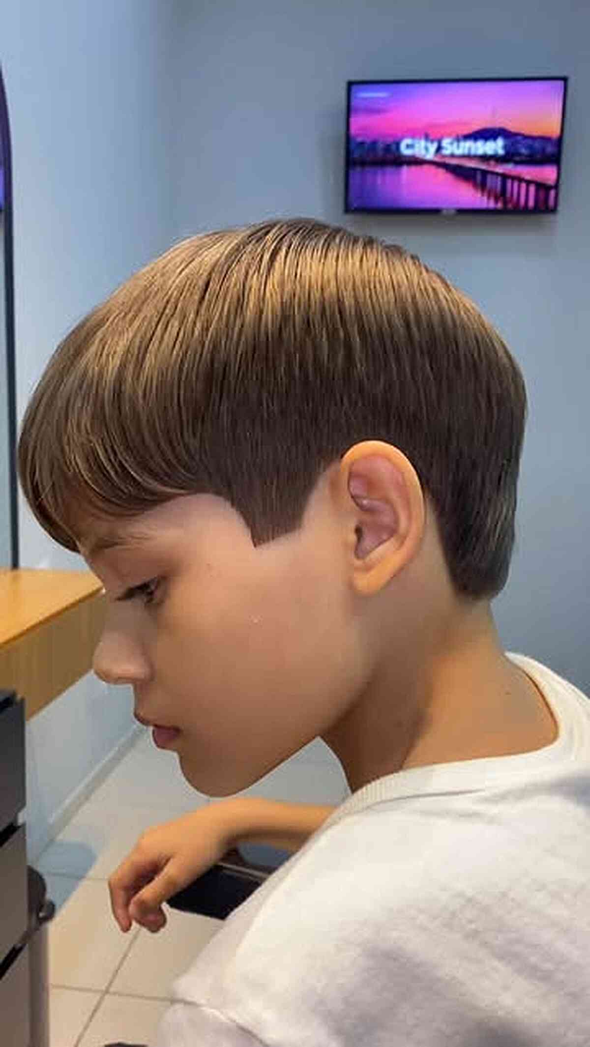 Clean Taper Bowl Cut with Fringe