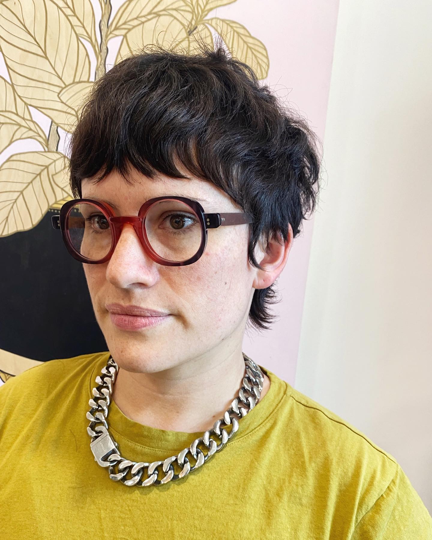 Scalloped Micro-Bang Pixie with Flared Nape