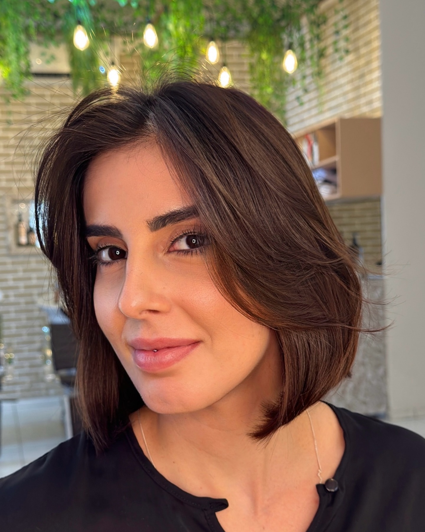 Soft Face-Framing French Bob with Rounded Ends