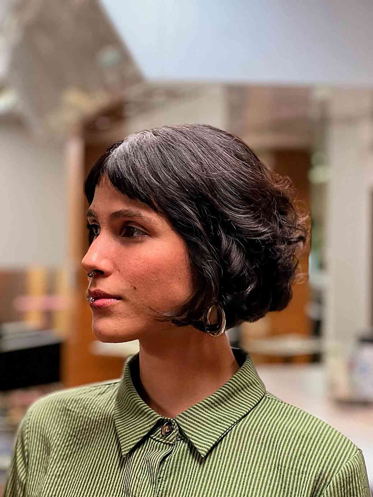 Chic Chin-Length Layered Cut