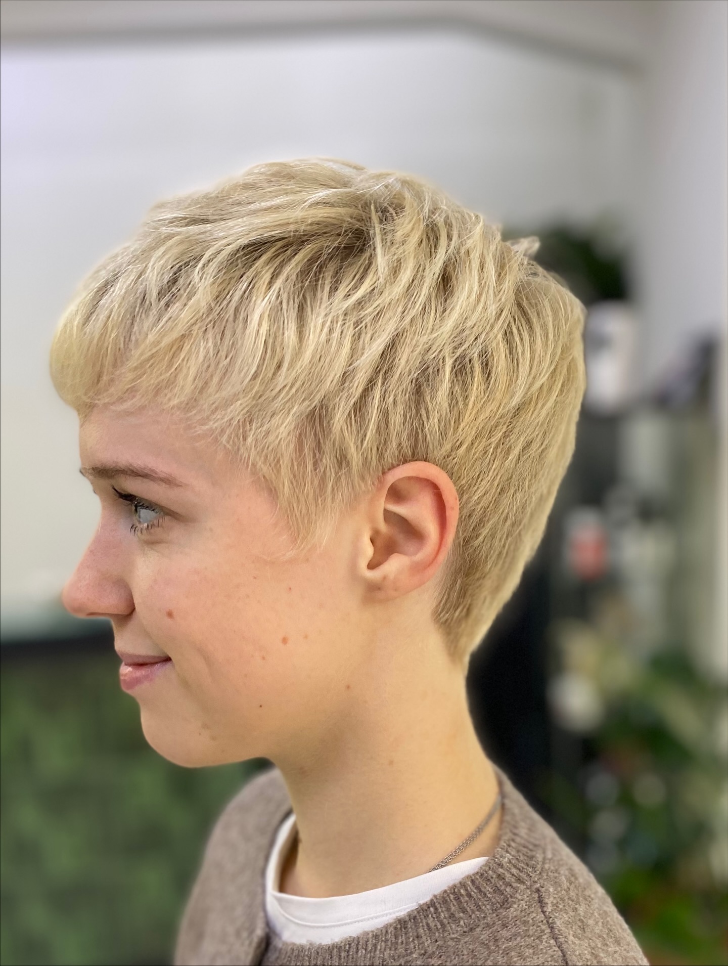 Short Textured Platinum Pixie with Tapered Nape