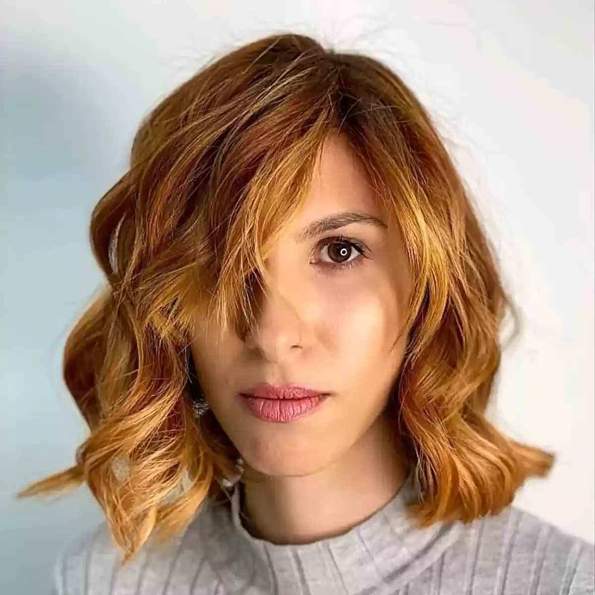 Ginger Wavy Bob with Side Part and Bangs for Thick Hair