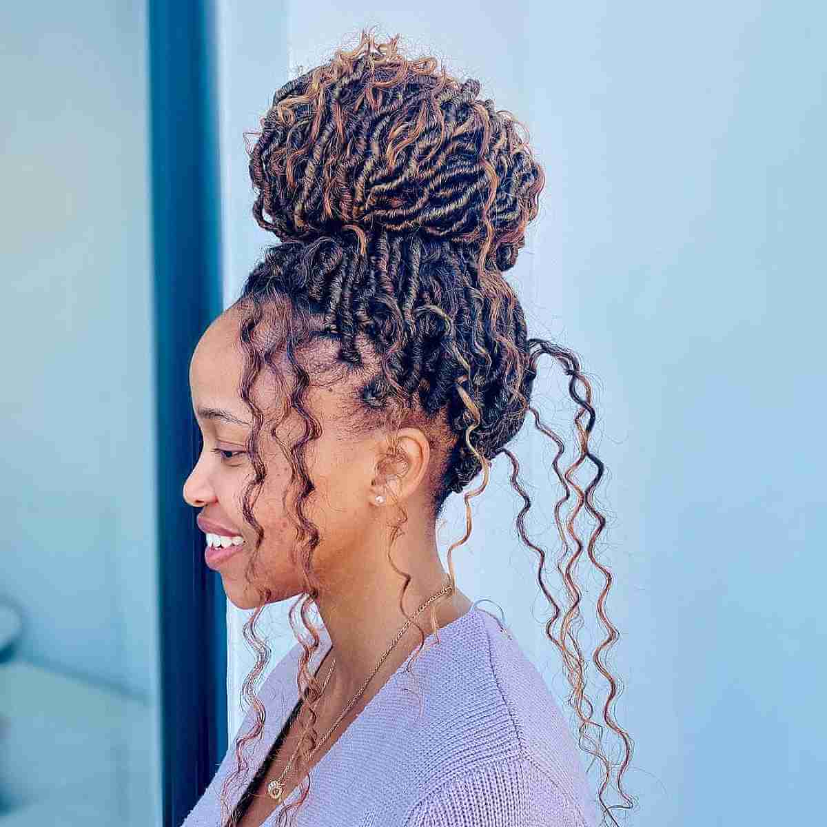 Goddess Faux Locs with Highlights for Black Ladies