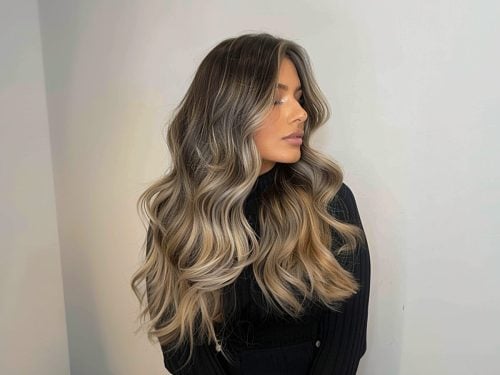 Gorgeous ash blonde balayage hair color