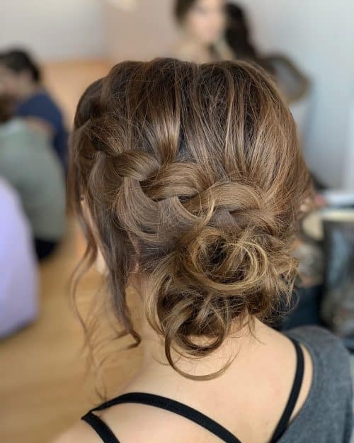 15 Easy Prom Hairstyles & Updos That'll Steal the Show