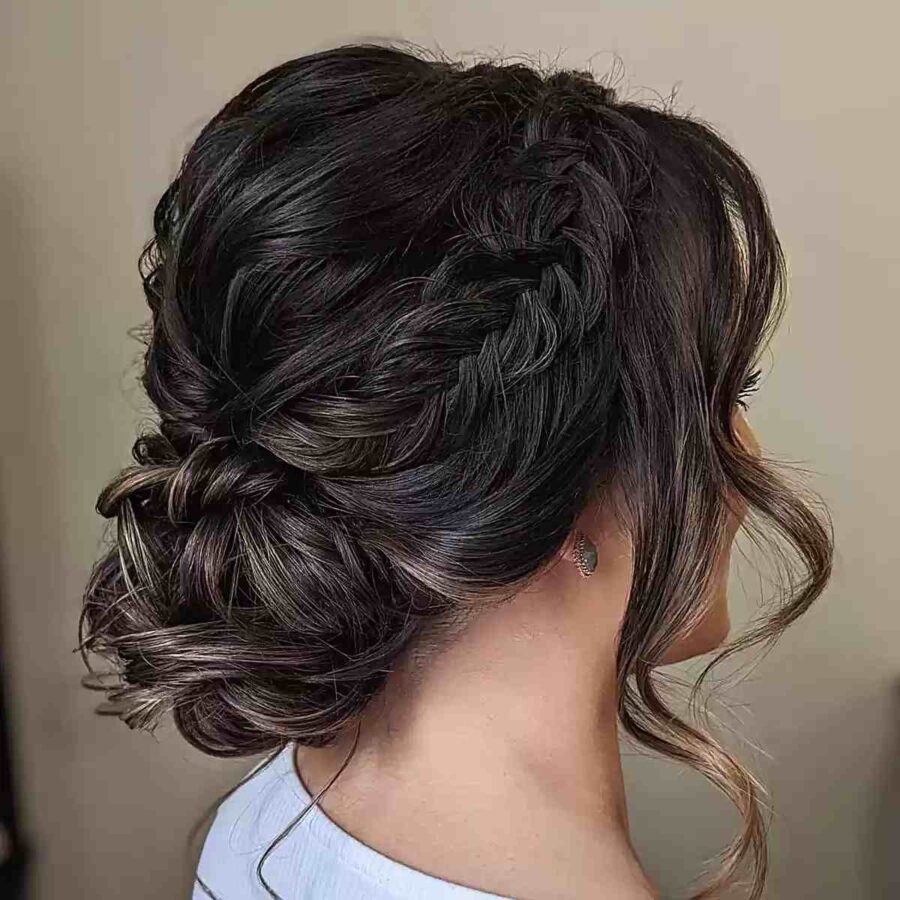 Updos for Long Hair – Cute & Easy Updos for 2024