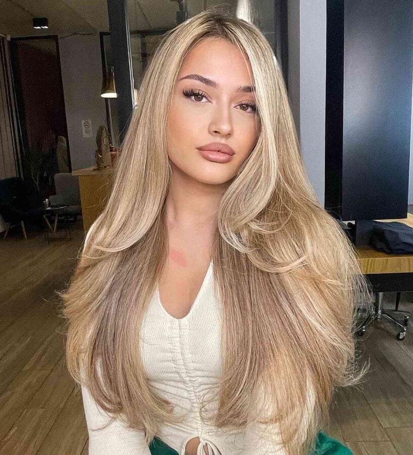 40 Stunning Haircuts with Long Layers for Straight Hair