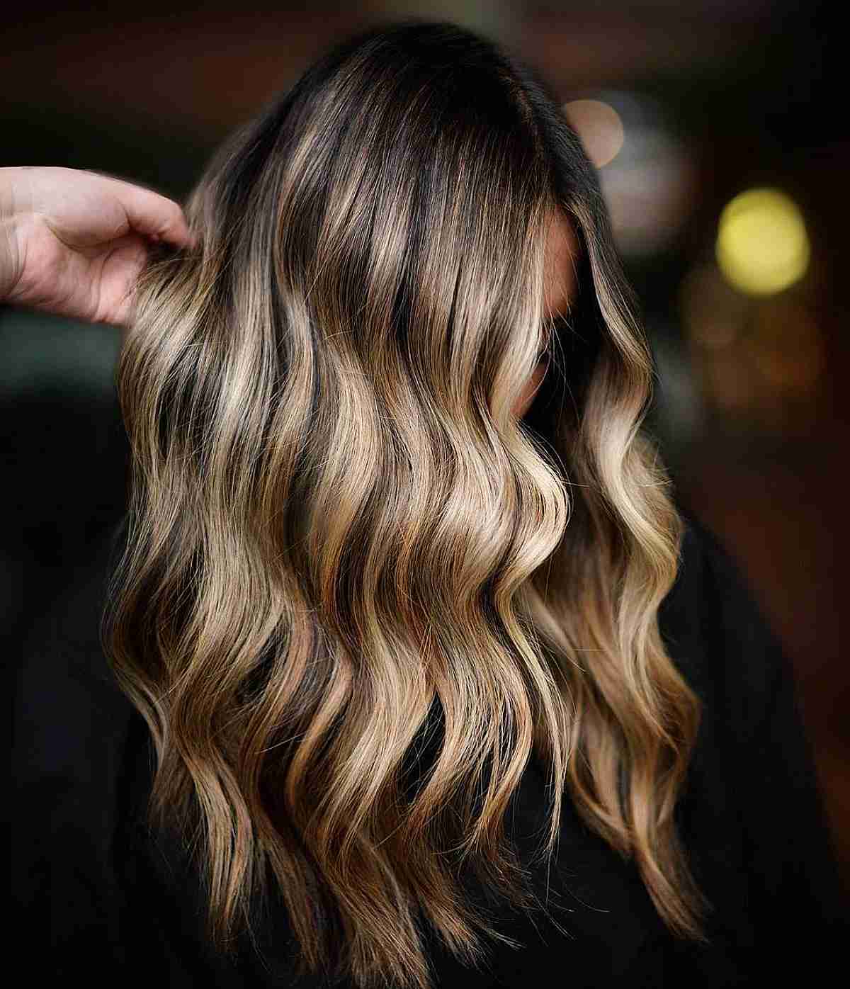 Found: 34These bronde waves are ideal to brighten up hair with blonde highlights. If you've a light to medium brown natural base, ask your colorist for balayage. Or, ask