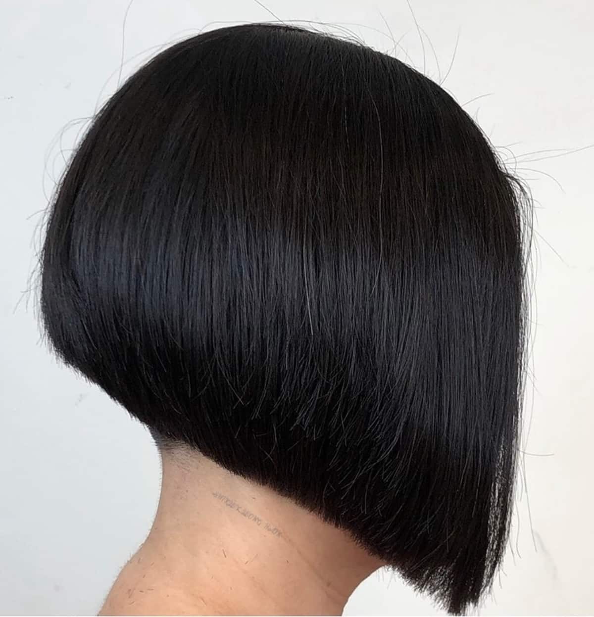 Graduated bob for thick hair
