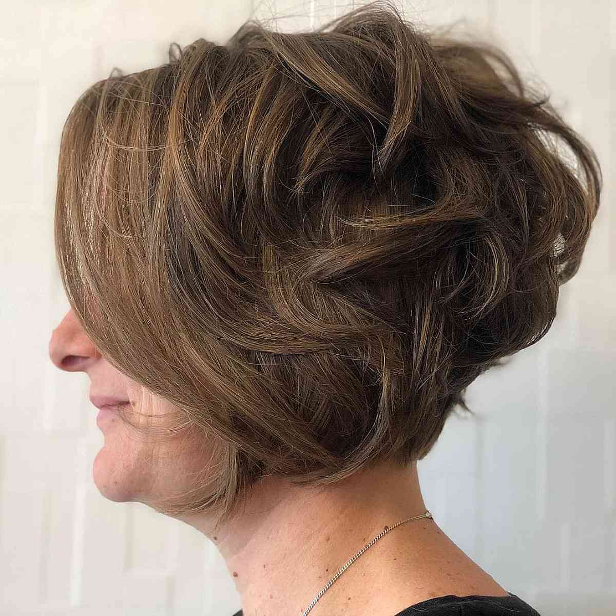 Graduated Bob with Short Layers for 40-Year-Olds