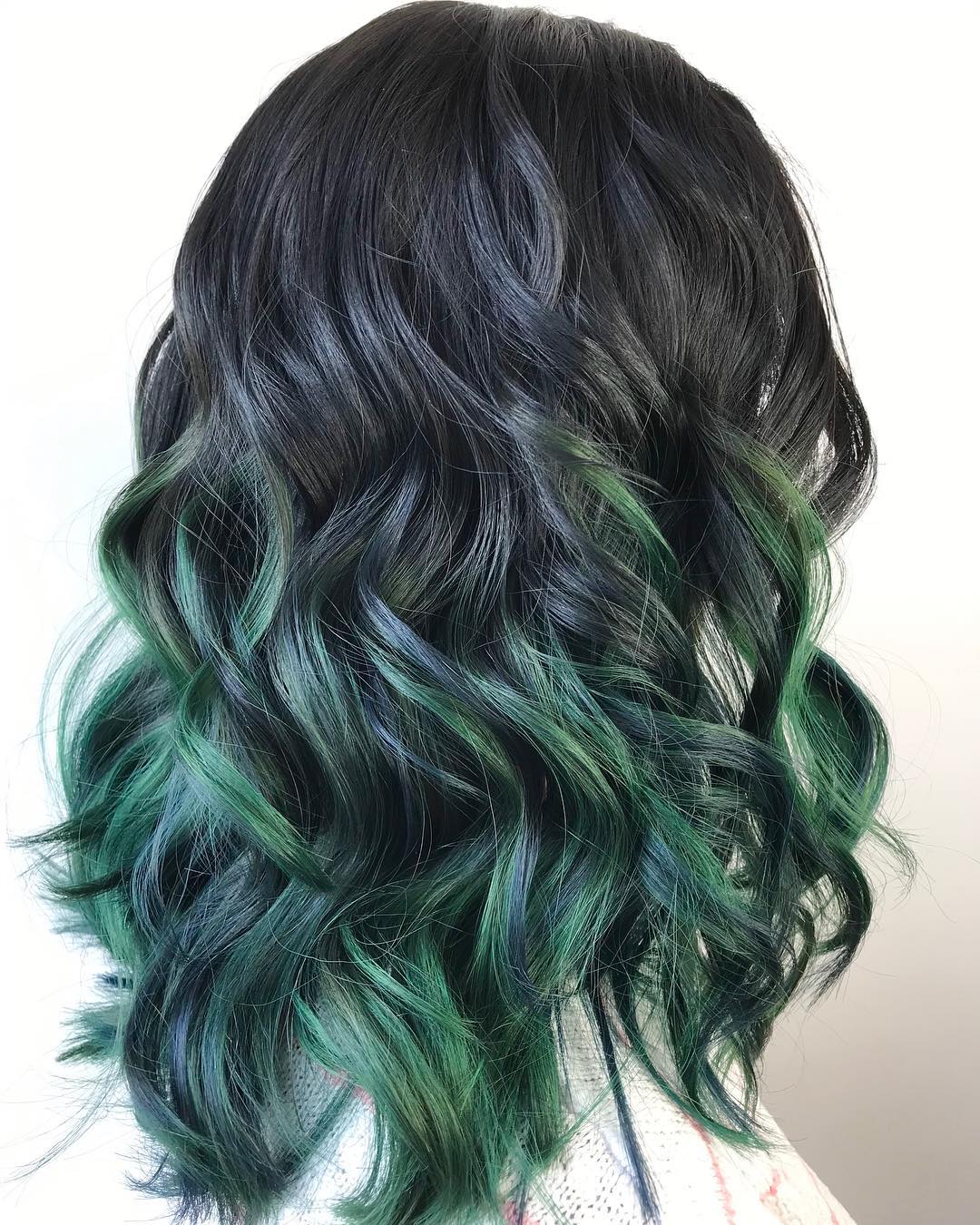 These 24 Black Ombre Hair Colors are Tending in 2024