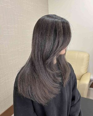 31 Stunning Grey Balayage Hair Color Ideas for Women of All Ages