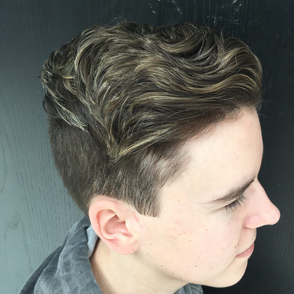 Texture Cut with Highlights and a High Shine Finish