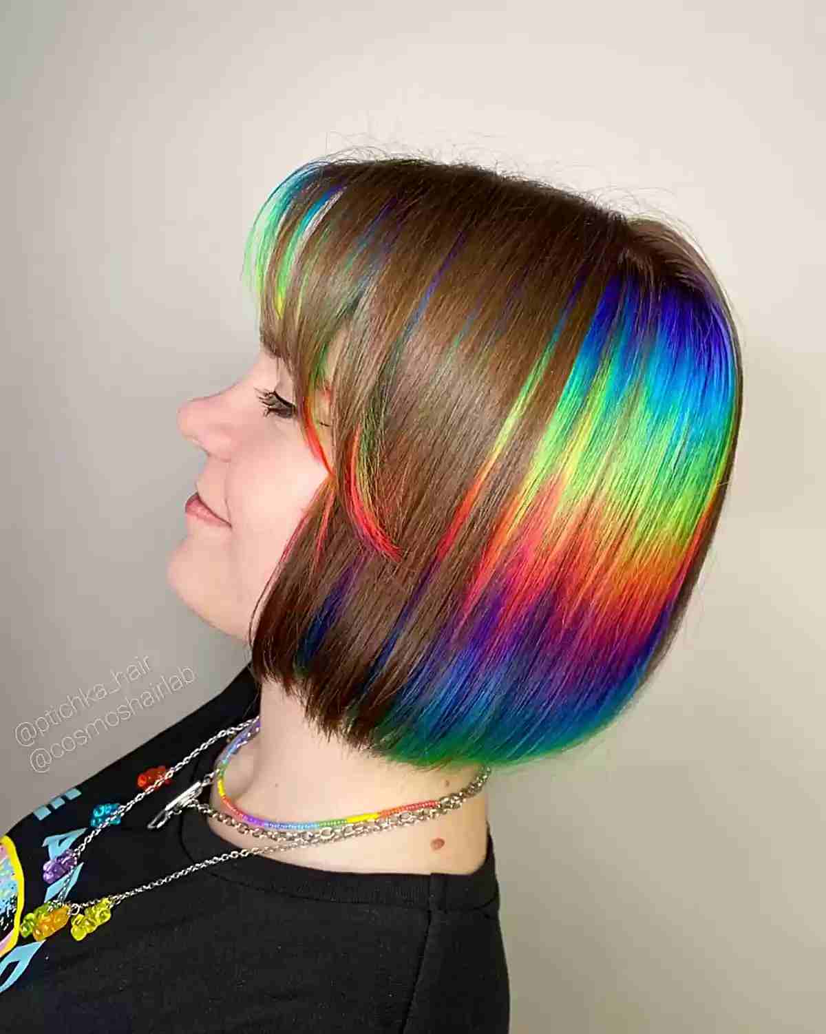 Holographic Rainbow Glitch for Short Brown Bob