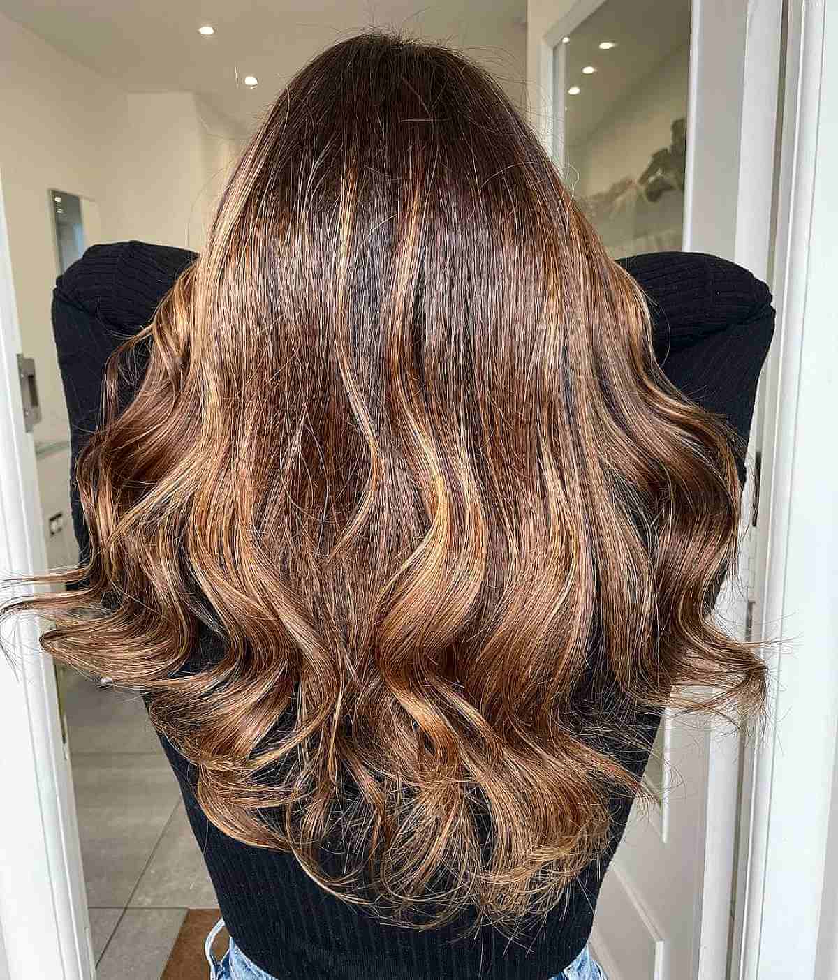 23 Stunning Examples of Summer Hair Highlights To Swoon Over