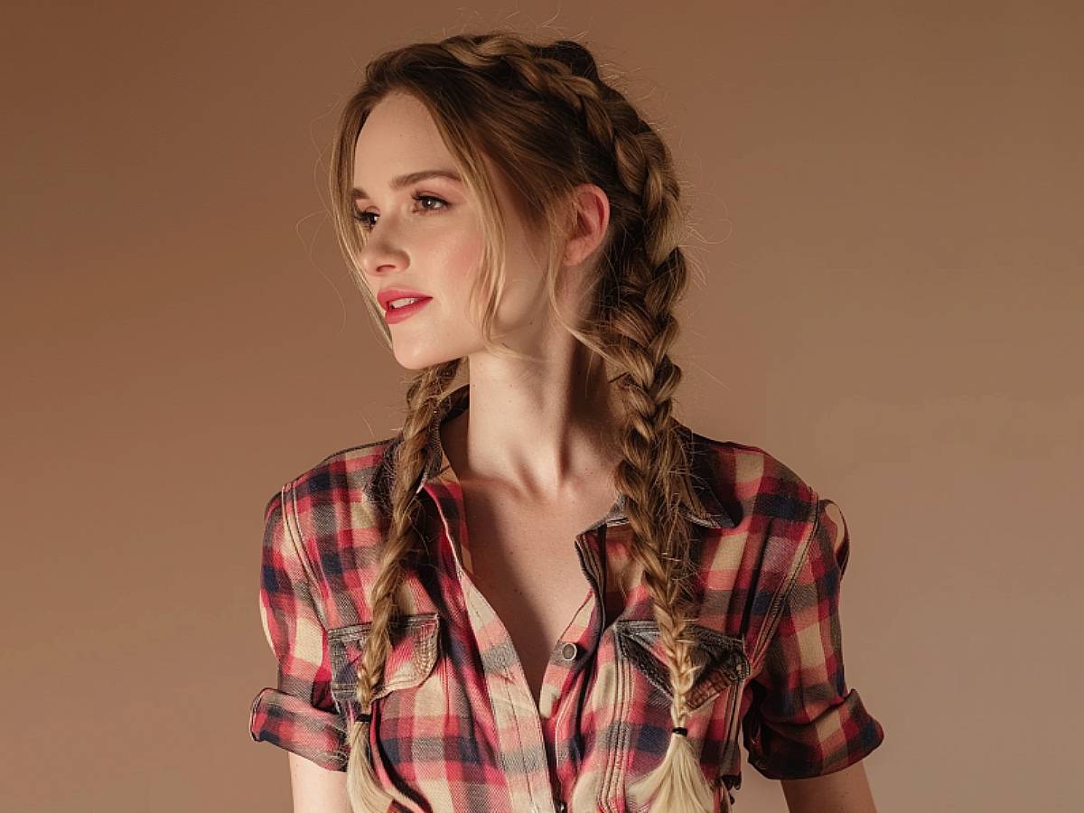incredible cowgirl hairstyle