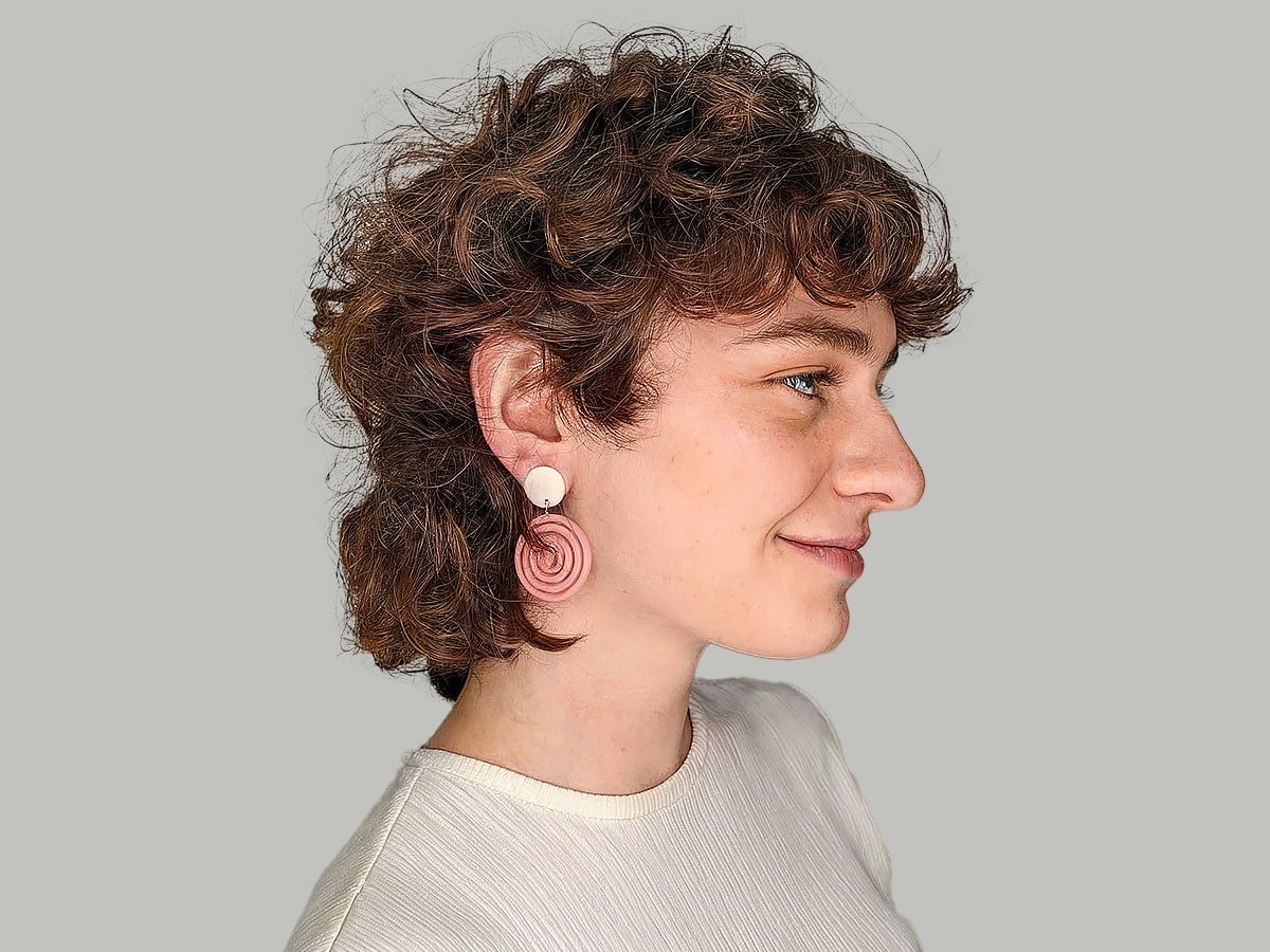 15+ Trendy Curly Mullets for Women Who Want a Fierce Look in 2025