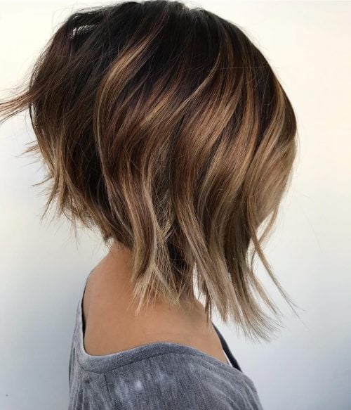 Lived-In Inverted Bob with Dark Brown Hues