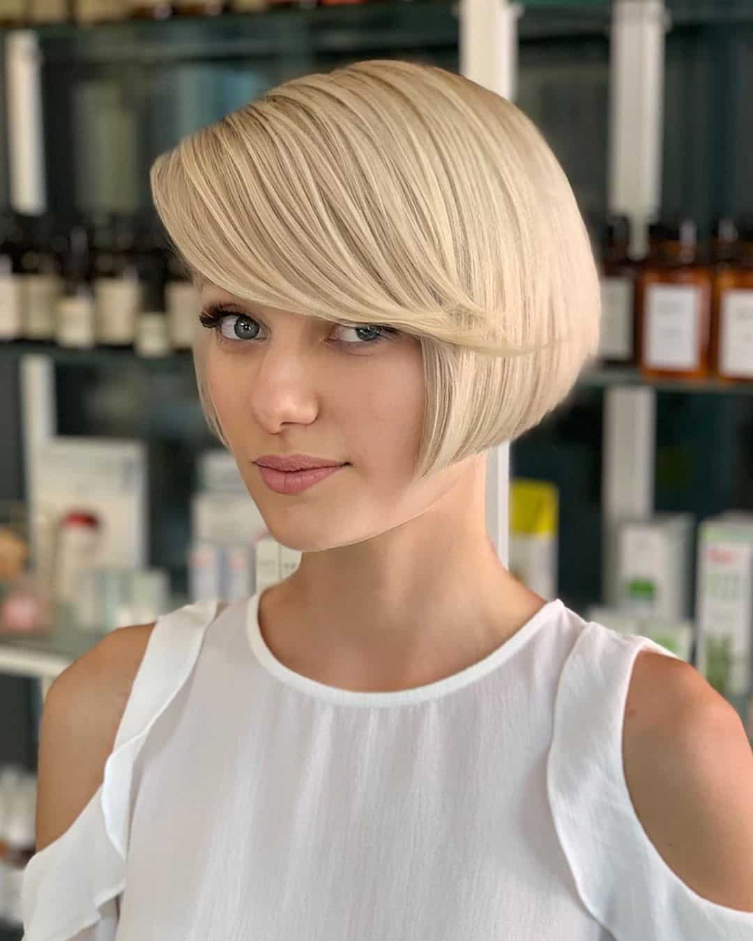 French-Inspired Jaw-Length Bob for Thick Hair