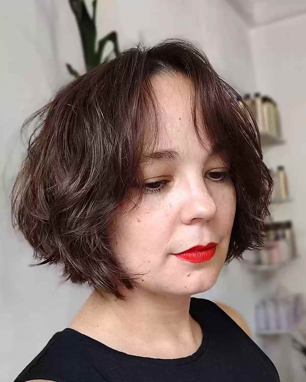 Jaw-Length Messy Bob Cut with a Face Frame