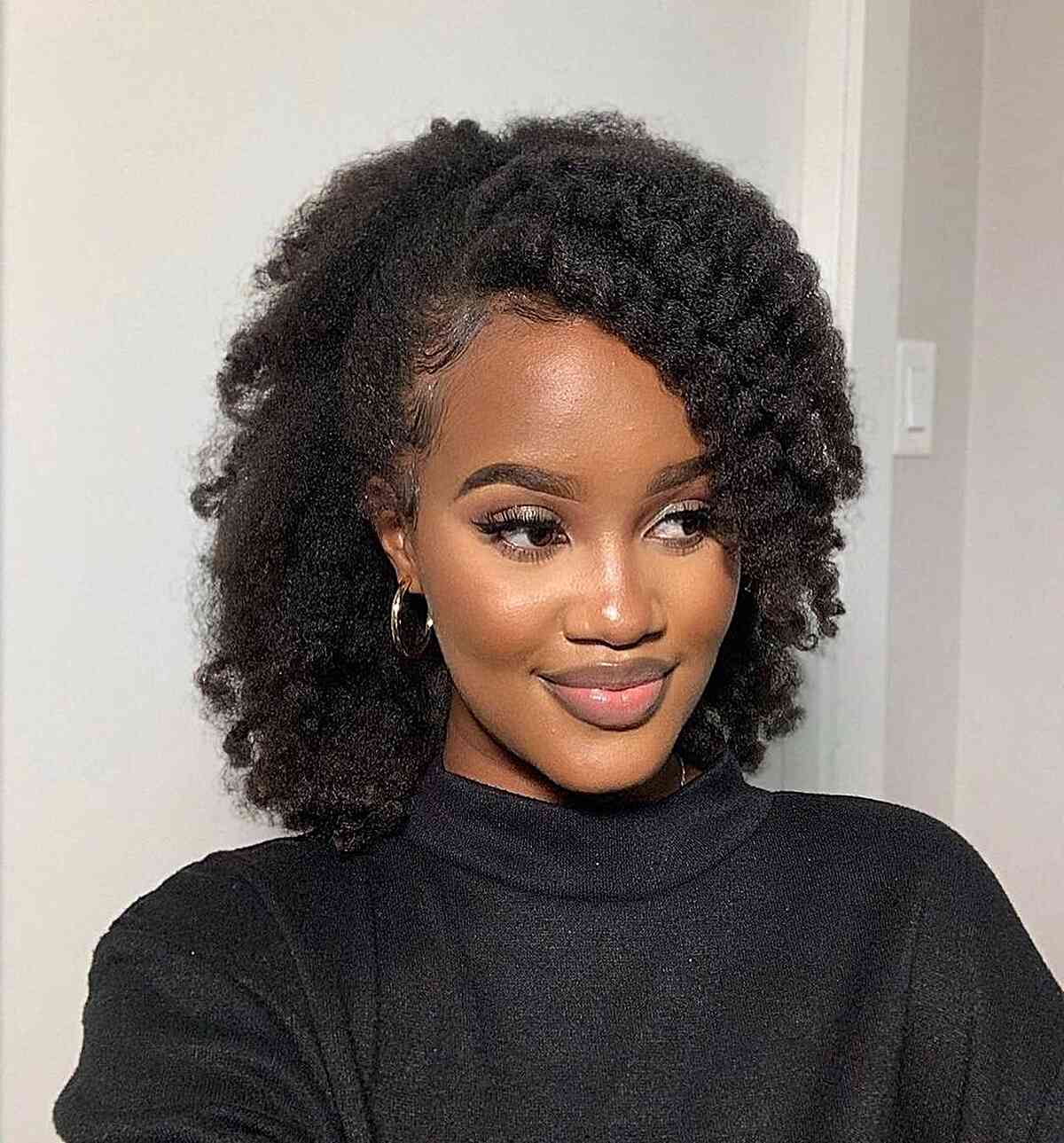 Shoulder-Length Kinky Twist Out with Side Bangs