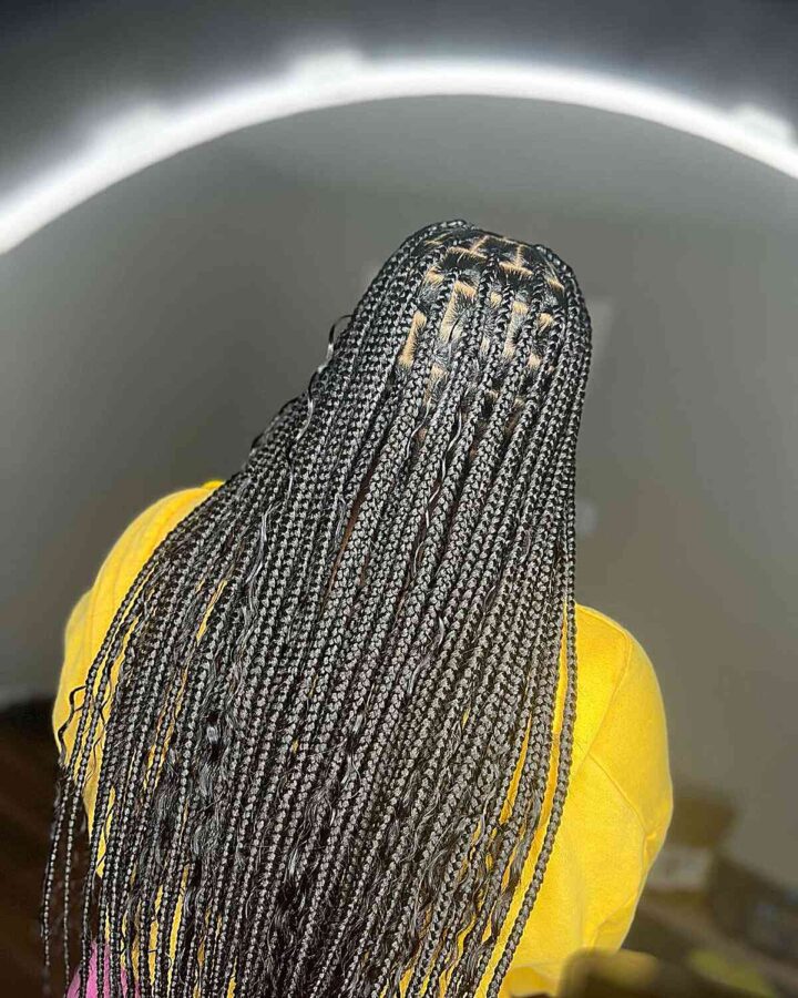 Medium Knotless Braids Are The Ultimate Protective Hair Trend And Length