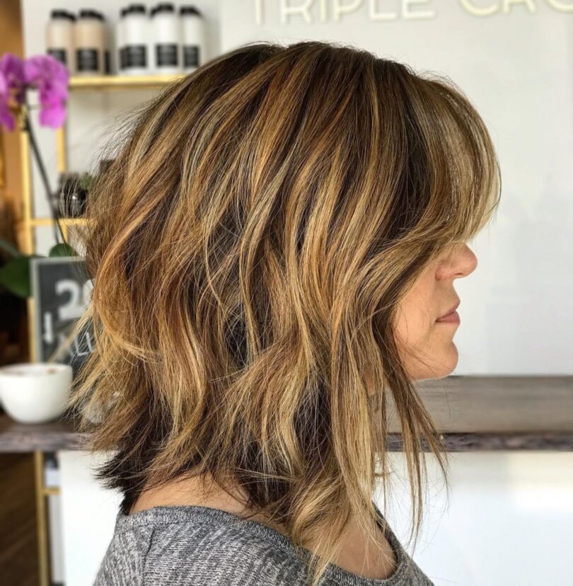 21 Fantastic Short to Medium Layered Haircuts for That In-Between Length