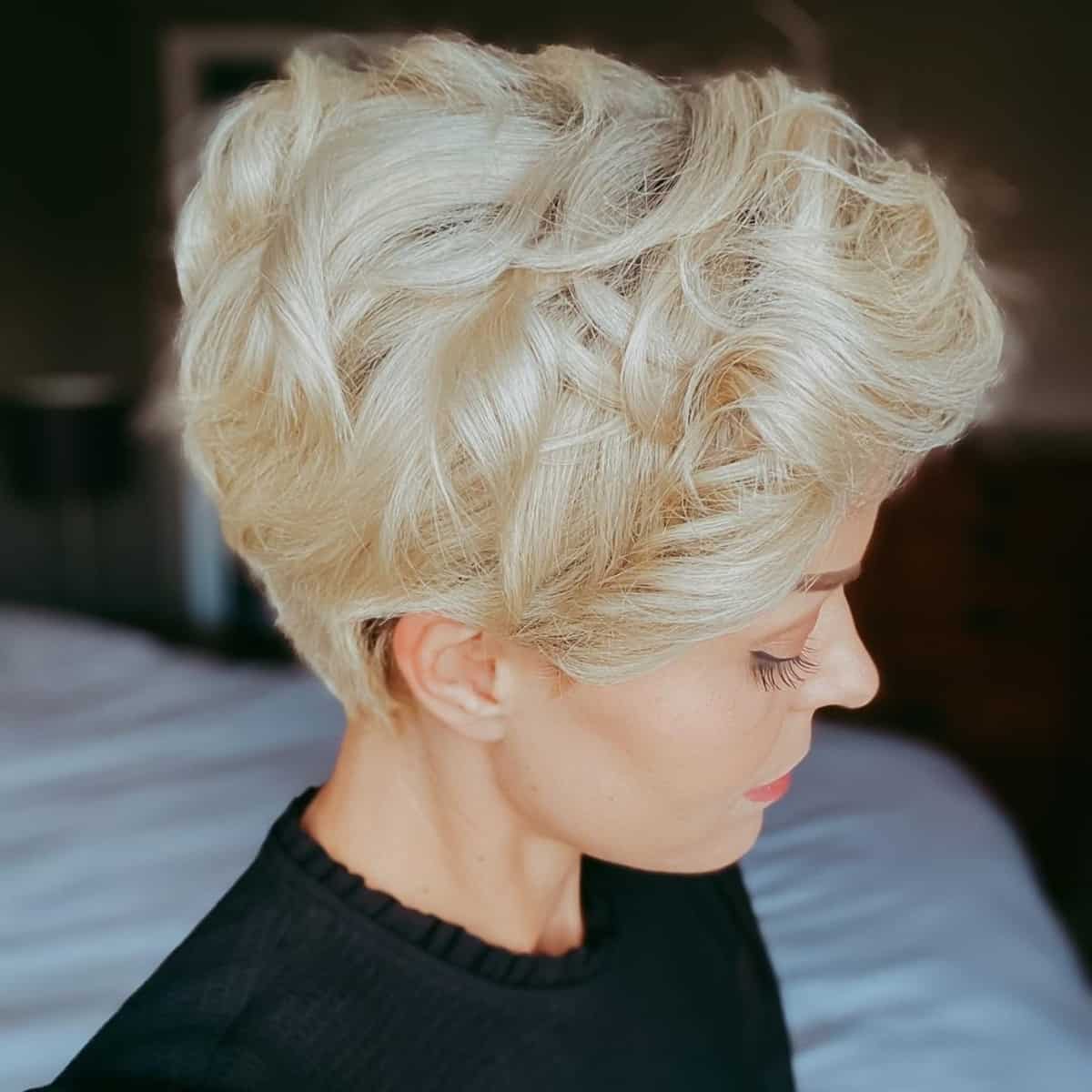 Layered Pixie Hairstyle on wavy hair