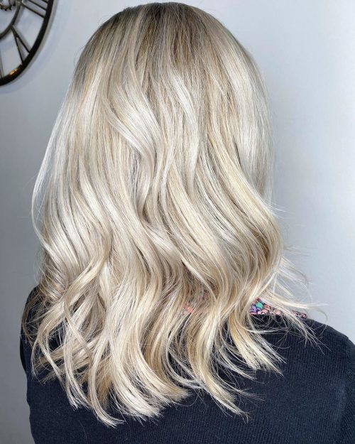 Light Ash Blonde Hair: What It Looks Like + 26 Trendy Examples