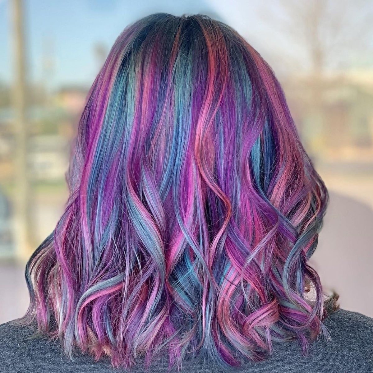 Light blue, pink and purple highlights