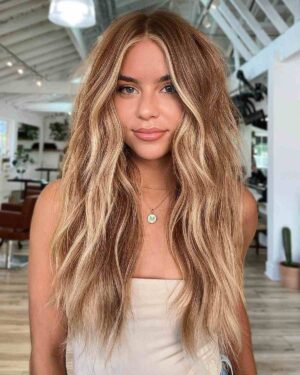 56 Stunning Money Piece Hair Highlights for a Face-Framing Trend