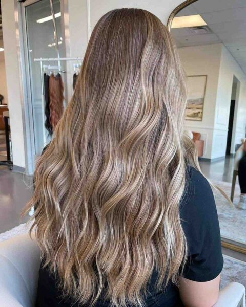 35 Stunning Light Brown Hair With Blonde Highlights To Copy