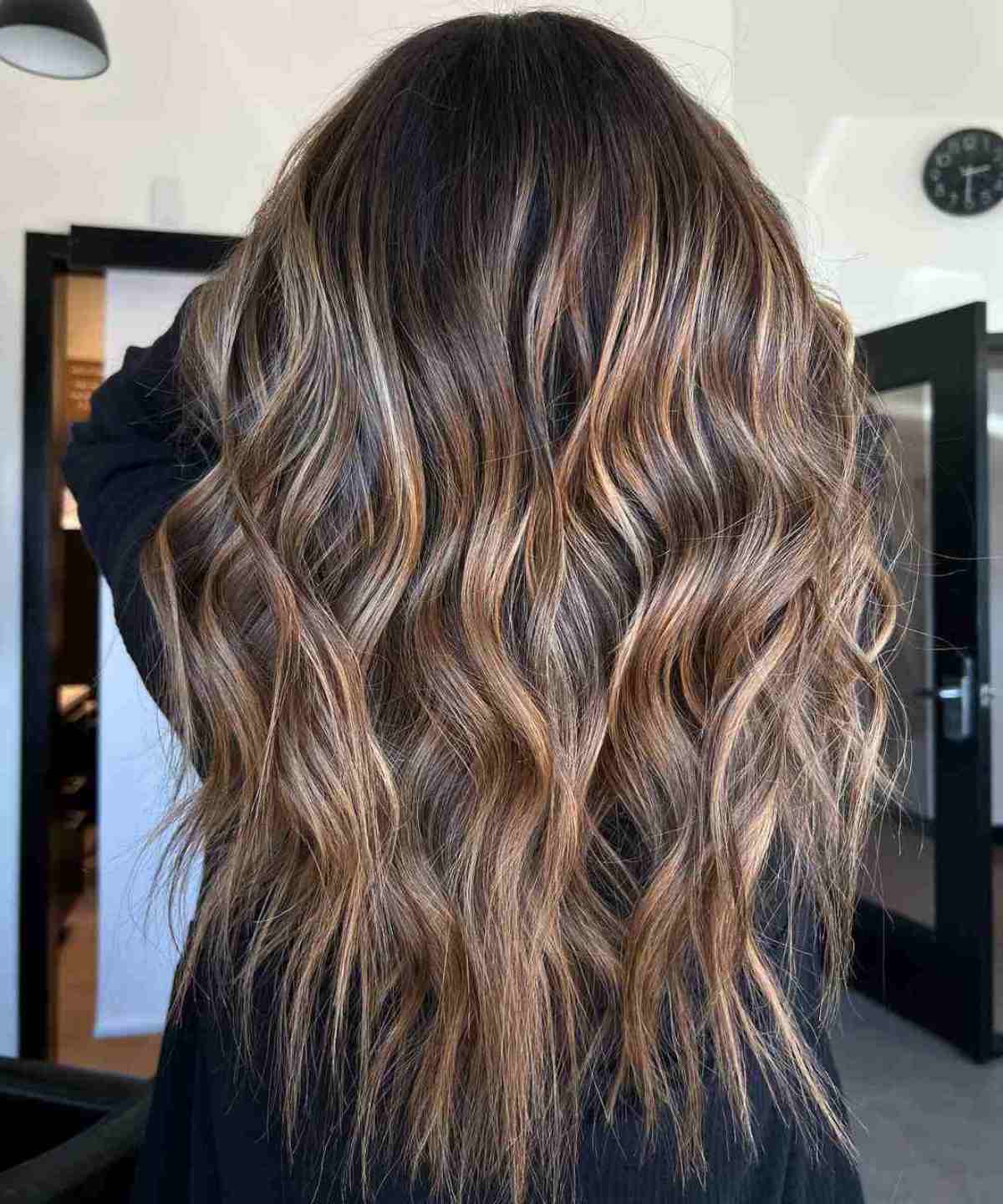 Long Bronde Balayage Beachy Waves with Textured Ends