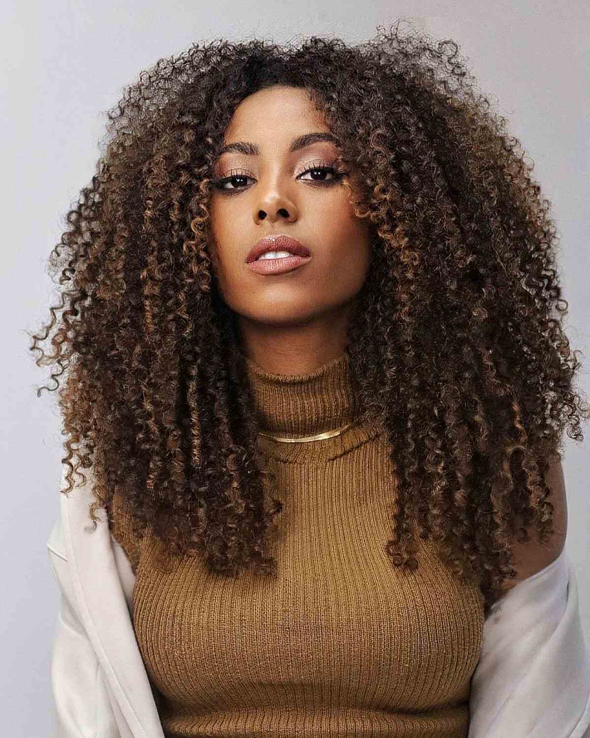 Long Natural Curls Without Bangs