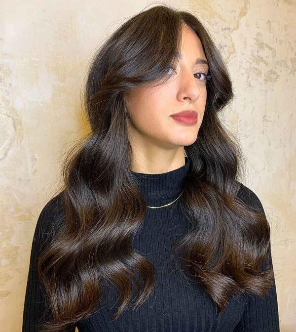 Pairing Curtain Bangs with Wavy Hair? 22 Best Ways to Do It