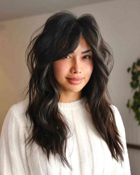 52 Trendy & Easy Long Layered Hair with Bangs for 2024